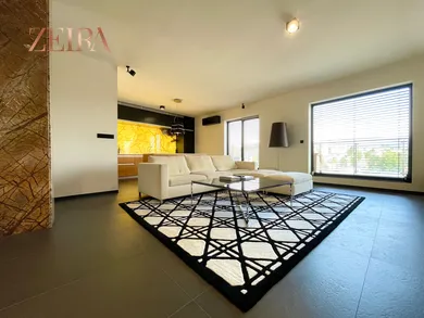 Mieszkania na sprzedaż, 3-pokojowe, Žilina · €470 000