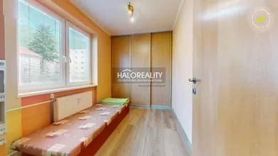 Na predaj 5-izbový byt, 132 m², Tisovec, Francisciho