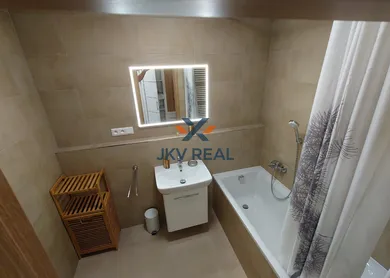 Na prenájom 2-izbový byt, 61 m², Žilina, Pražská