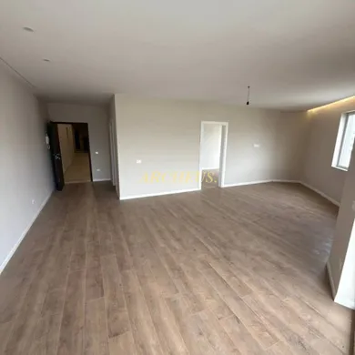 Na predaj 2-izbový byt, 70 m²
