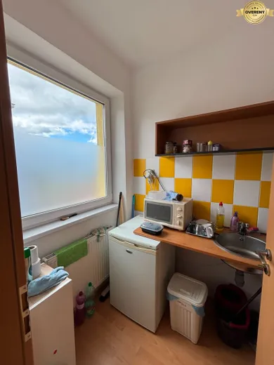 Na prenájom komerčné, 45 m², Poprad, Huszova