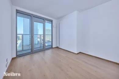 Na prenájom 3-izbový byt, 119 m², Bratislava-Staré Mesto, Pribinova