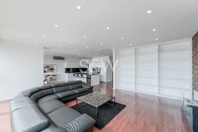 Na predaj 3-izbový byt, 124 m², Bratislava-Nové Mesto, Bellova