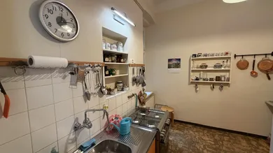 Na predaj 3-izbový byt, 98 m², Bratislava-Staré Mesto, Dobrovičova