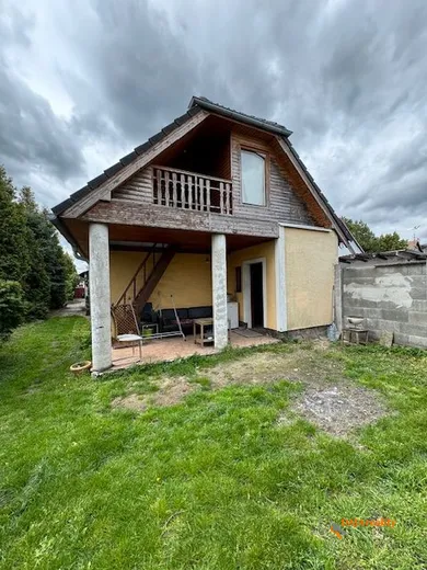 Na predaj dom, 157 m², Váhovce
