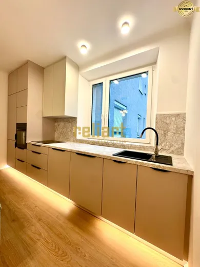 Na predaj 2-izbový byt, 42 m², Bratislava-Ružinov, Prievozská