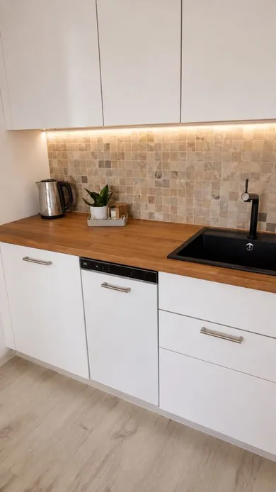 Na prenájom 2-izbový byt, 43 m², Bratislava-Nové Mesto, Račianska