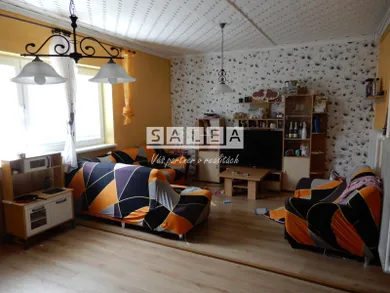Na predaj dom, 140 m², Hronovce, -