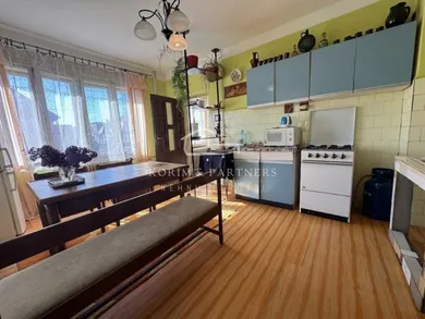 Na predaj dom, 310 m², Farná