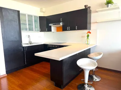 Na prenájom 2-izbový byt, 62 m², Bratislava-Nové Mesto, Bajkalská