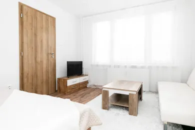 Na prenájom 1-izbový byt, 39 m², Zvolen, Gen. Asmolova