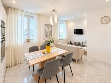 Na predaj 3-izbový byt, 68 m², Viničné, Lipová