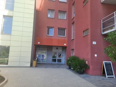 Na prenájom 2-izbový byt, 60 m², Bratislava-Ružinov, Bajkalská