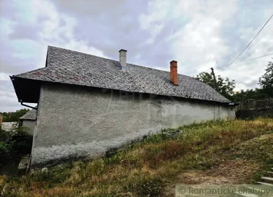 Na predaj rekreačný dom, 100 m², Hrušov