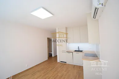 Na predaj 2-izbový byt, 35 m², Bratislava-Podunajské Biskupice