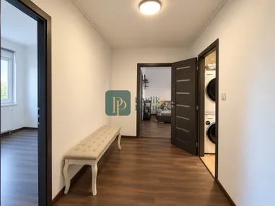 Na predaj 3-izbový byt, 72 m², Bratislava-Ružinov