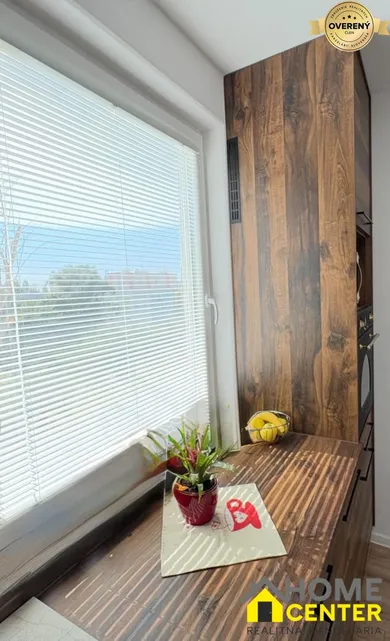 Na predaj 2-izbový byt, 48 m², Komárno