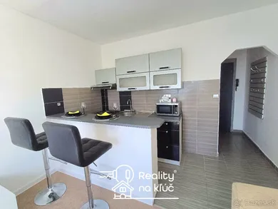 Na prenájom byt v Nové Zámky · €420 · Čiastočná rekonštrukcia