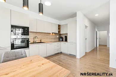 Na predaj 3-izbový byt, 75 m², Bernolákovo, Oravská