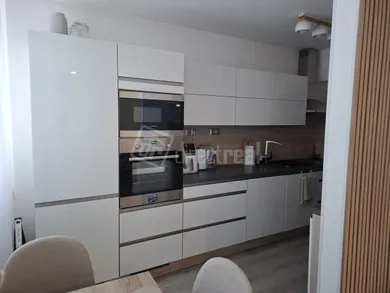 Na predaj 3-izbový byt, 65 m², Žilina, Oravská