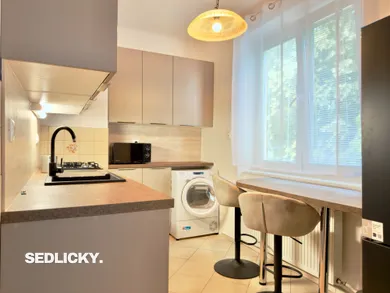 Apartments for rent, 2-room in Prievidza · €570