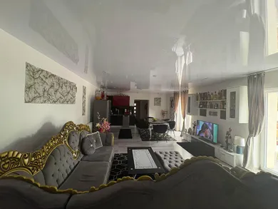 Na predaj 4-izbový byt, 130 m², Klokočov