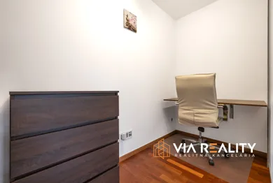 Na predaj 2-izbový byt, 70 m², Bratislava-Staré Mesto, Dunajská