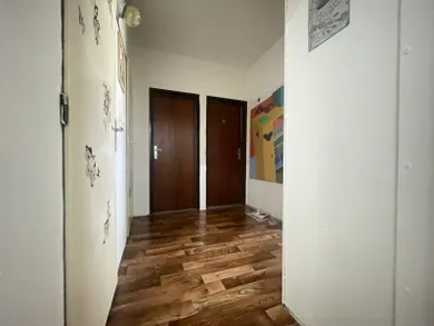 Na predaj 3-izbový byt, 72 m², Bratislava-Devínska Nová Ves