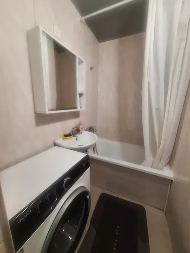 Na predaj 1-izbový byt, 32 m², Nové Mesto nad Váhom, A. Sládkoviča