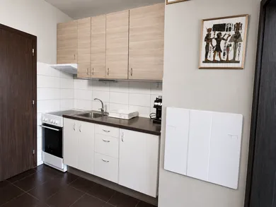 Na predaj 1-izbový byt, 32 m², Bratislava-Petržalka, Rovniankova