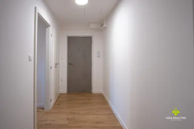 Na prenájom 2-izbový byt, 55 m², Prievidza, Šumperská
