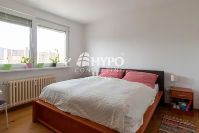 Na predaj 3-izbový byt, 68 m², Bratislava-Dúbravka, Pri kríži