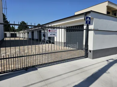 Na prenájom objekt, 26 m², Galanta, Nová