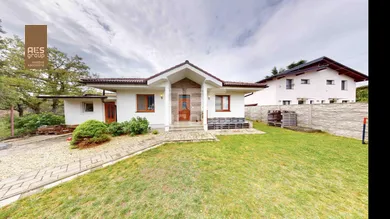 Domy na predaj 4-izbový, Stupava · €379 900