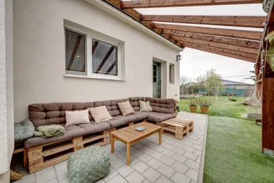 Domy na sprzedaż, 2-pokojowe, Šamorín · €249 900