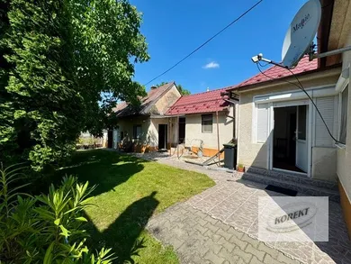 Na predaj 4-izbový dom, 268 m², Palárikovo, Nám. padlých hrdinov