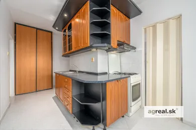 Mieszkania na sprzedaż, 1-pokojowe, Bratislava-Karlova Ves · €183 000