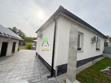 Na predaj 4-izbový byt, 130 m², Klokočov