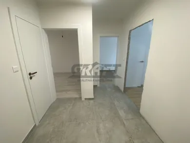 Na predaj 3-izbový byt, 70 m², Bratislava-Ružinov, Vrútocká