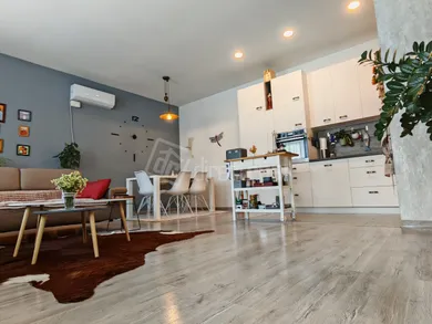 Mieszkania na sprzedaż, 4-pokojowe, Liptovský Mikuláš · €230 000