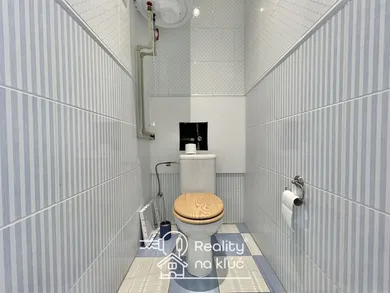 Na prenájom 3-izbový byt, 100 m², Nové Zámky, M. R. Štefánika