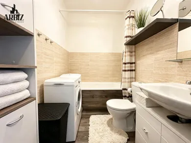 Na prenájom 1-izbový byt, 25 m², Bratislava-Petržalka, Gessayova
