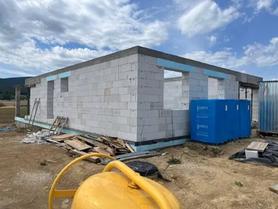 Na predaj 4-izbový dom, 141 m², Trenčianske Jastrabie