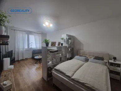 Na predaj 3-izbový byt, 82 m², Levice, Kyjevská