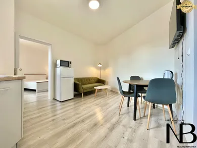 Na prenájom 2-izbový byt, 45 m², Trenčín