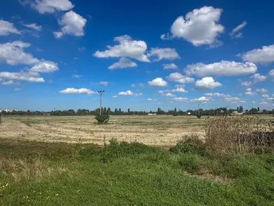 Działki na sprzedaż, Bratislava-Ružinov · €259 900