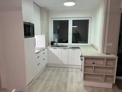Na prenájom 3-izbový byt, 61 m², Trenčín, Južná