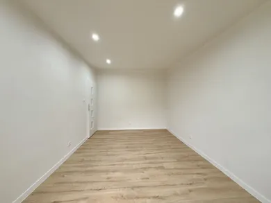 Na predaj 2-izbový byt, 51 m², Snina, Študentská