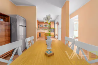 Na predaj 4-izbový dom, 260 m², Trnava, Átriová