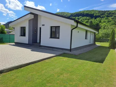 Na predaj 5-izbový dom, 124 m², Púchov
